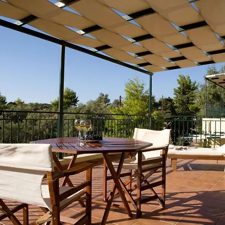 Timoklia Tsoukaládhes