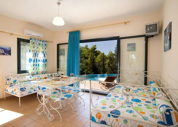 Timoklia Tsoukaládhes